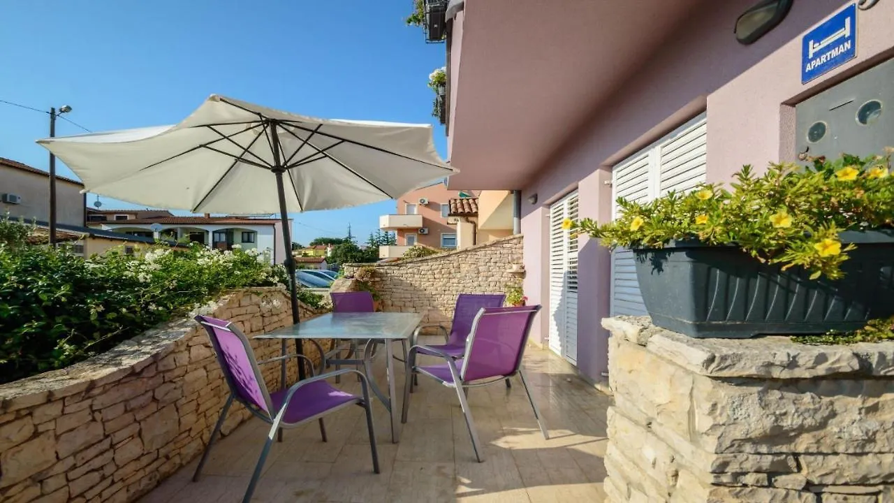 Apartment Μεντουλίν Πανσιόν