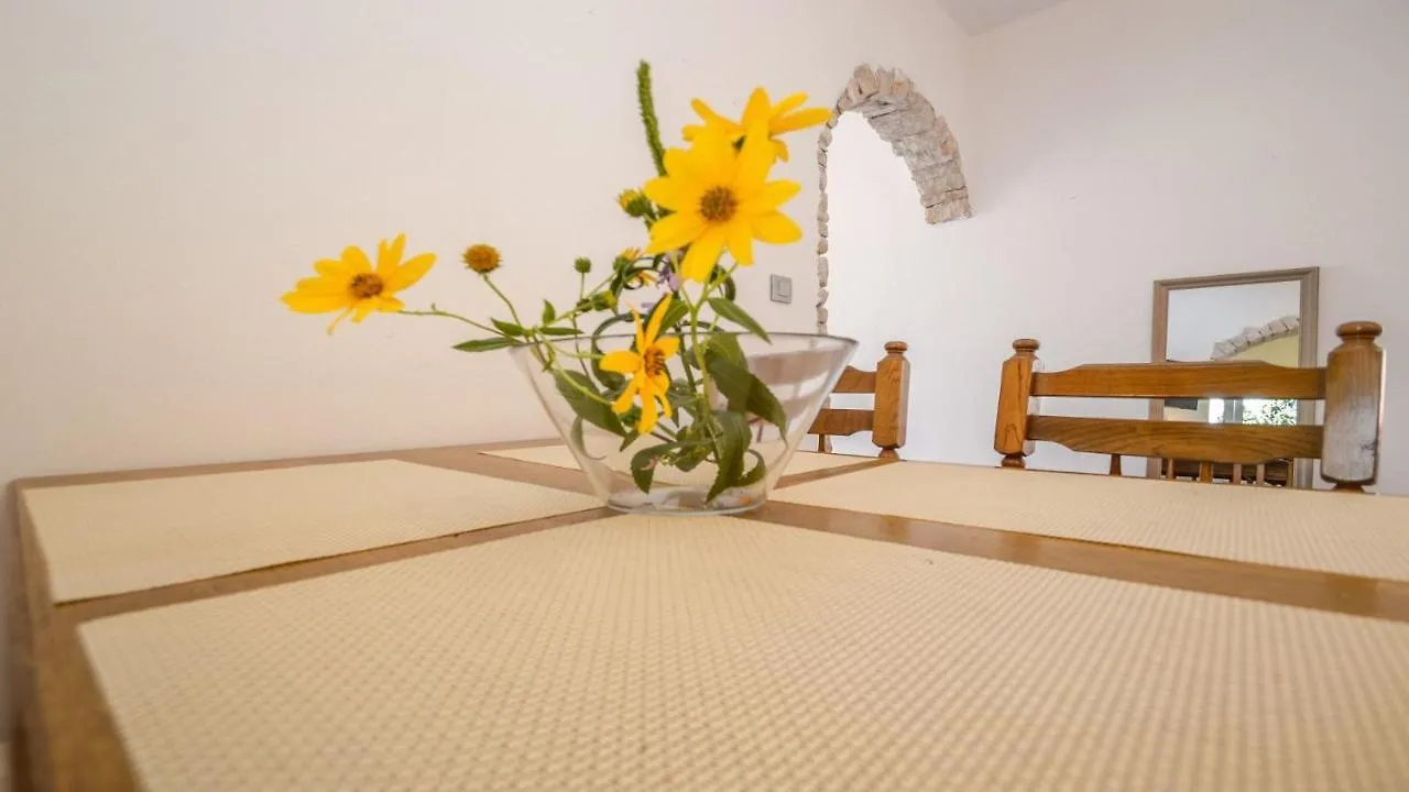 Apartment Μεντουλίν Πανσιόν